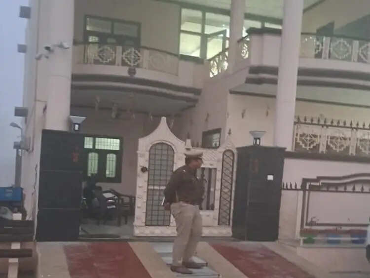 सिरसा पर NIA का छापा: गैंगस्टर जग्गा तख्तमल के साथी समेत 4 जगहों पर टीम खंगाल रही घर